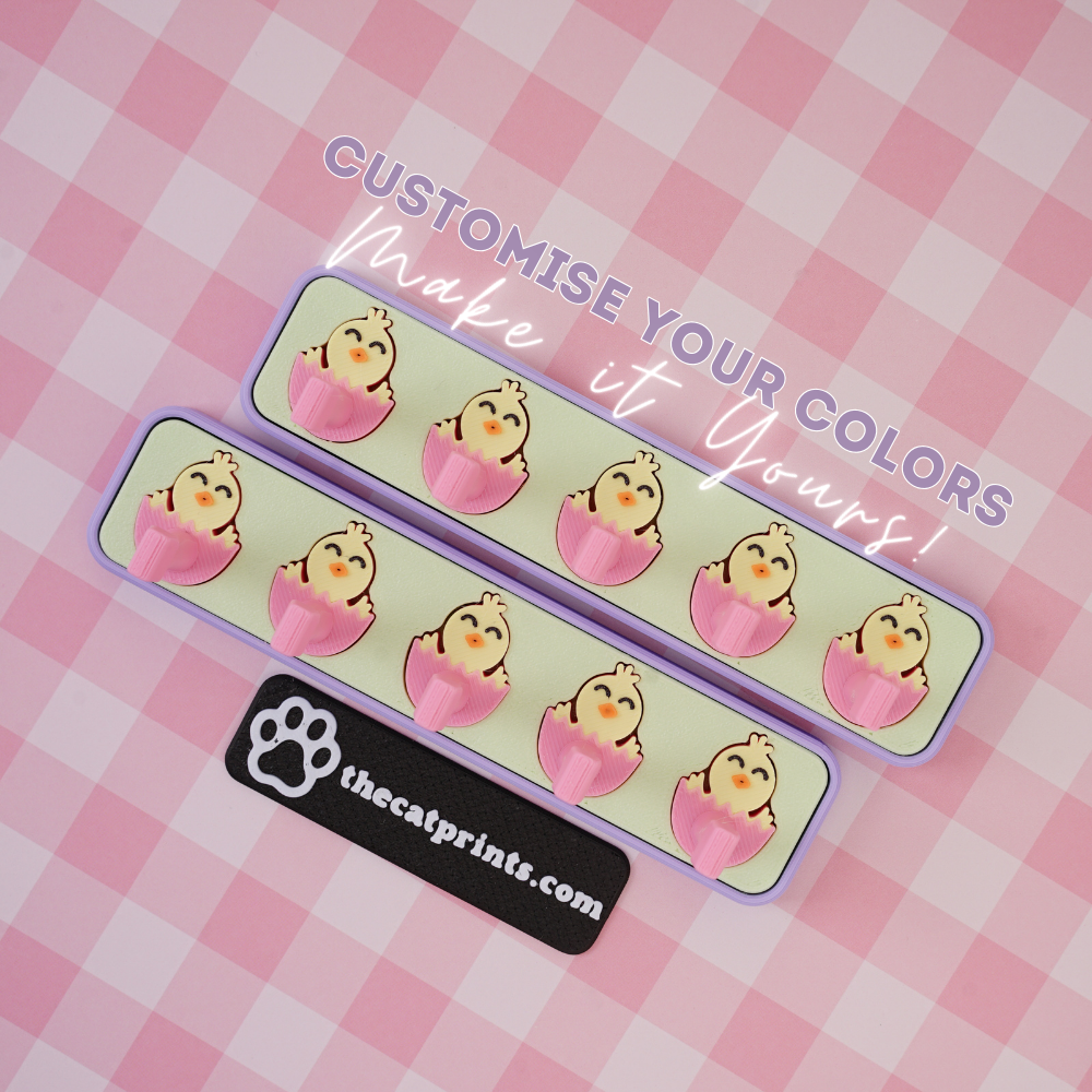 Chicks magnetic stands for press-on nails!