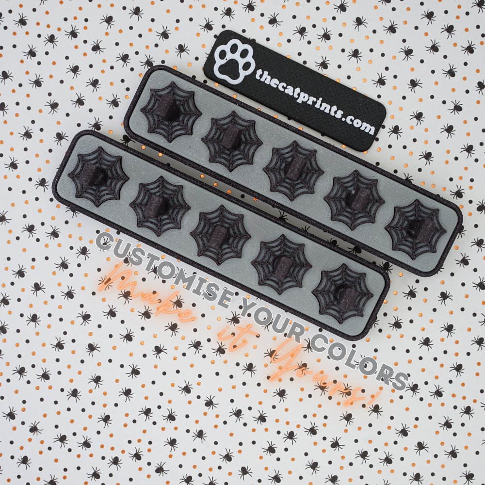 Spiderwebs magnetic stands for press-on nails!