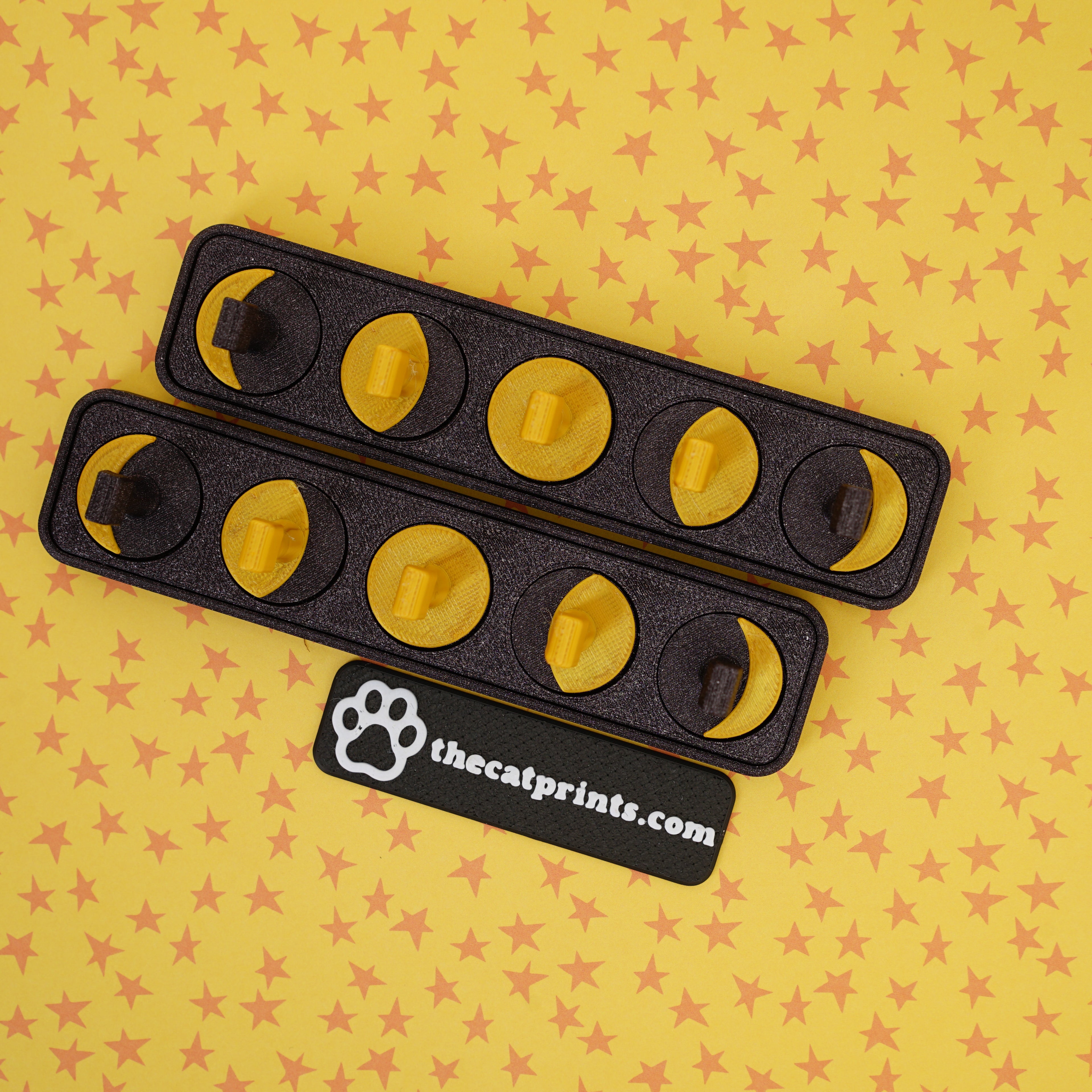 Moon phases magnetic stands for press-on nails!