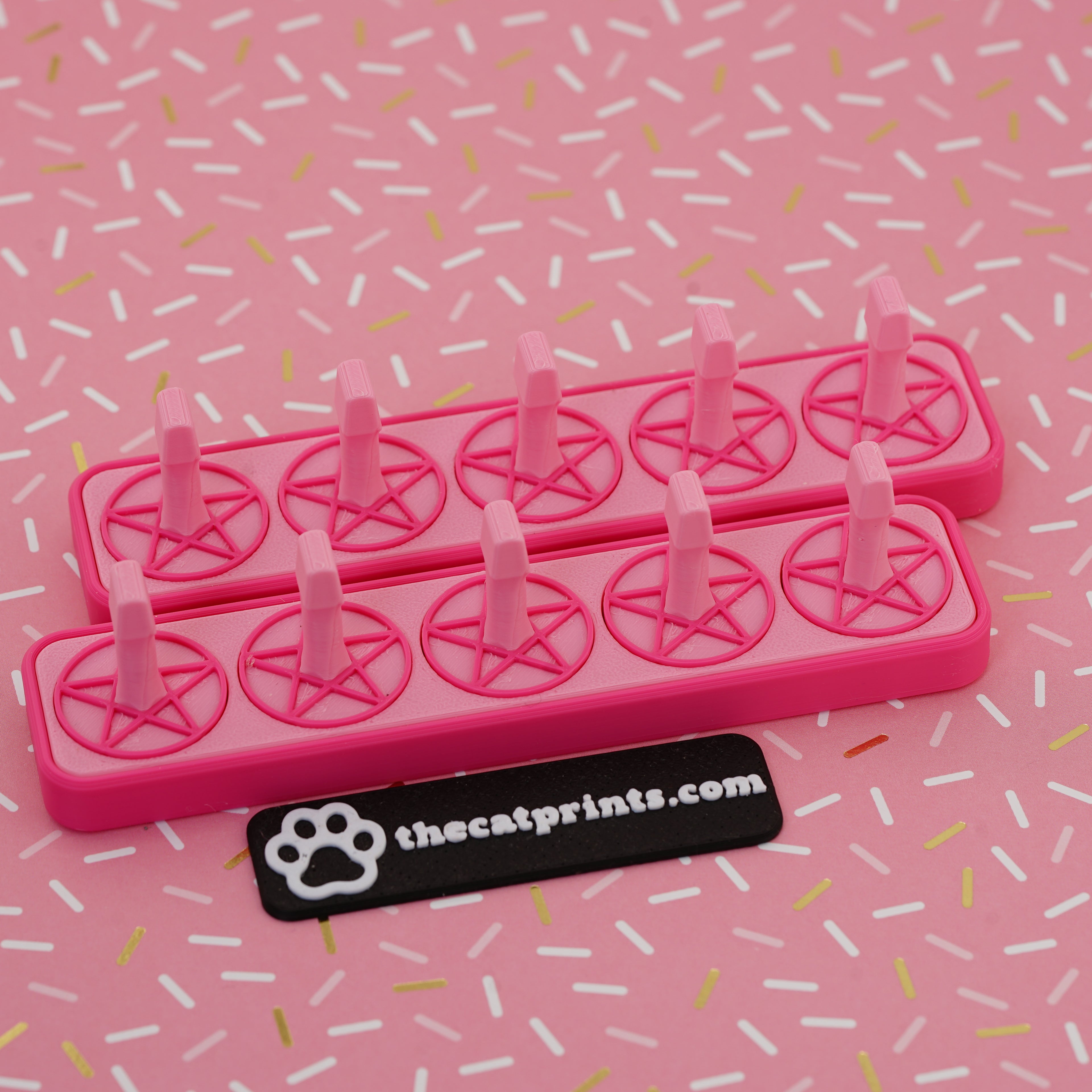 Pentagrams magnetic stands for press-on nails!