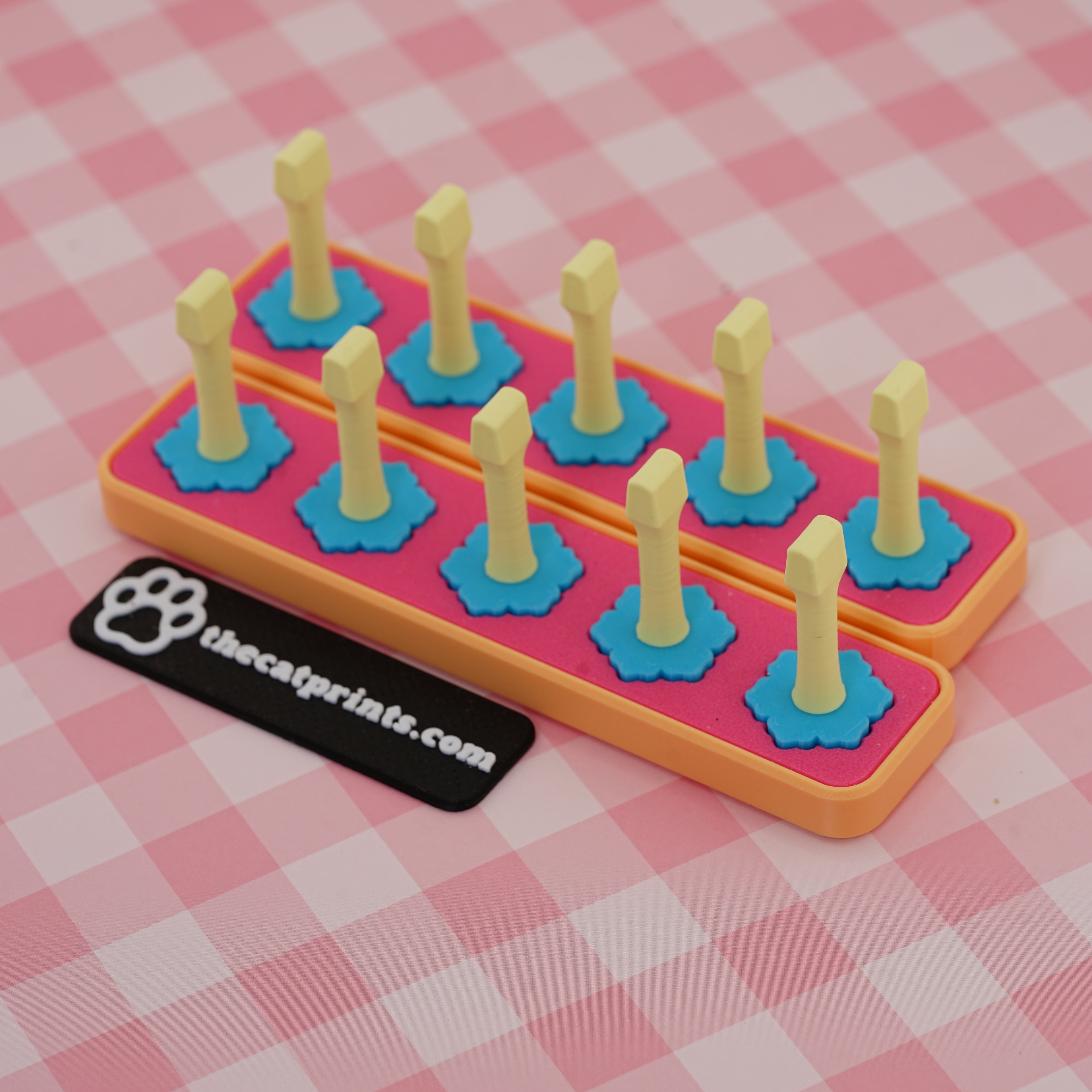 Flowers magnetic stands for press-on nails!