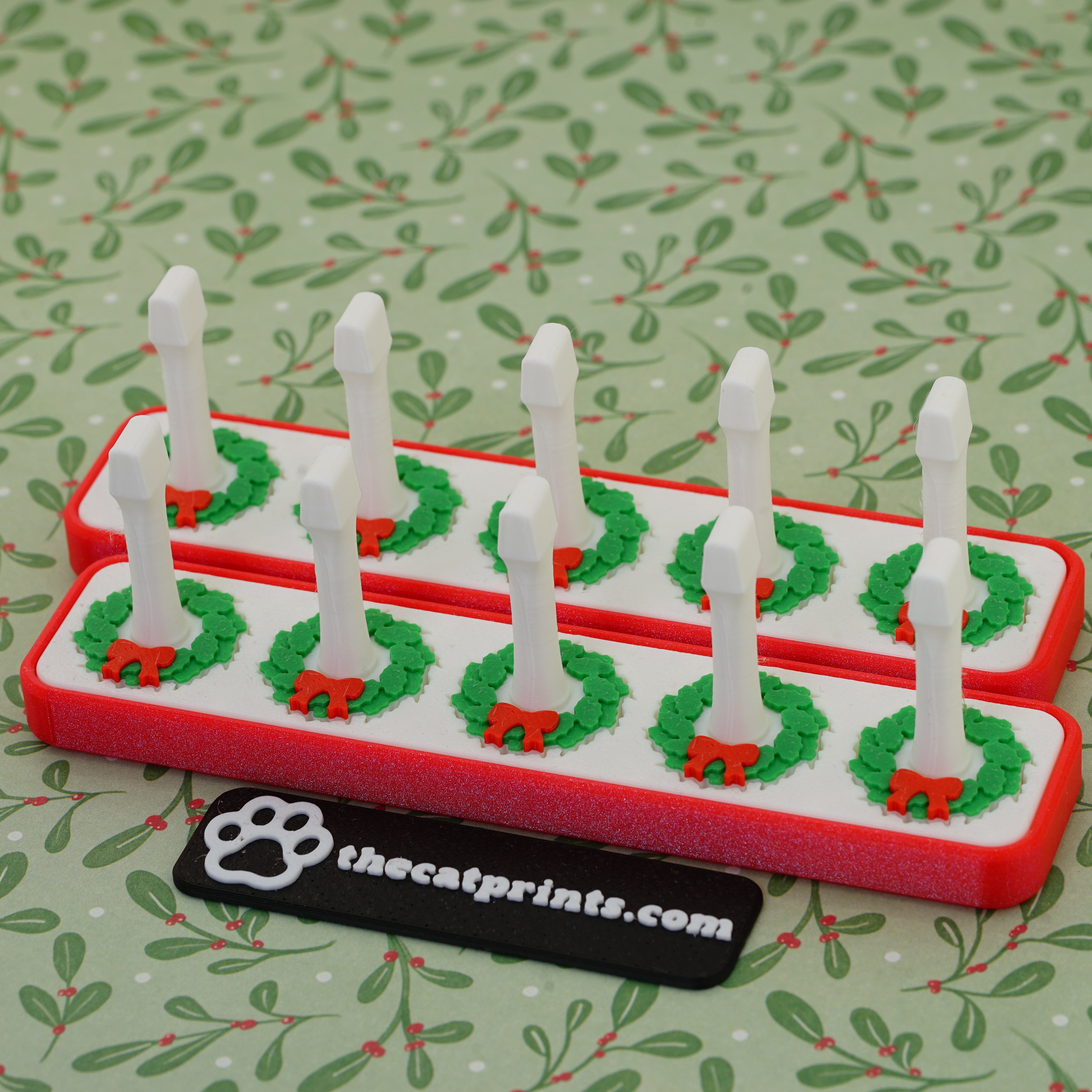 Wreaths magnetic stands for press-on nails!