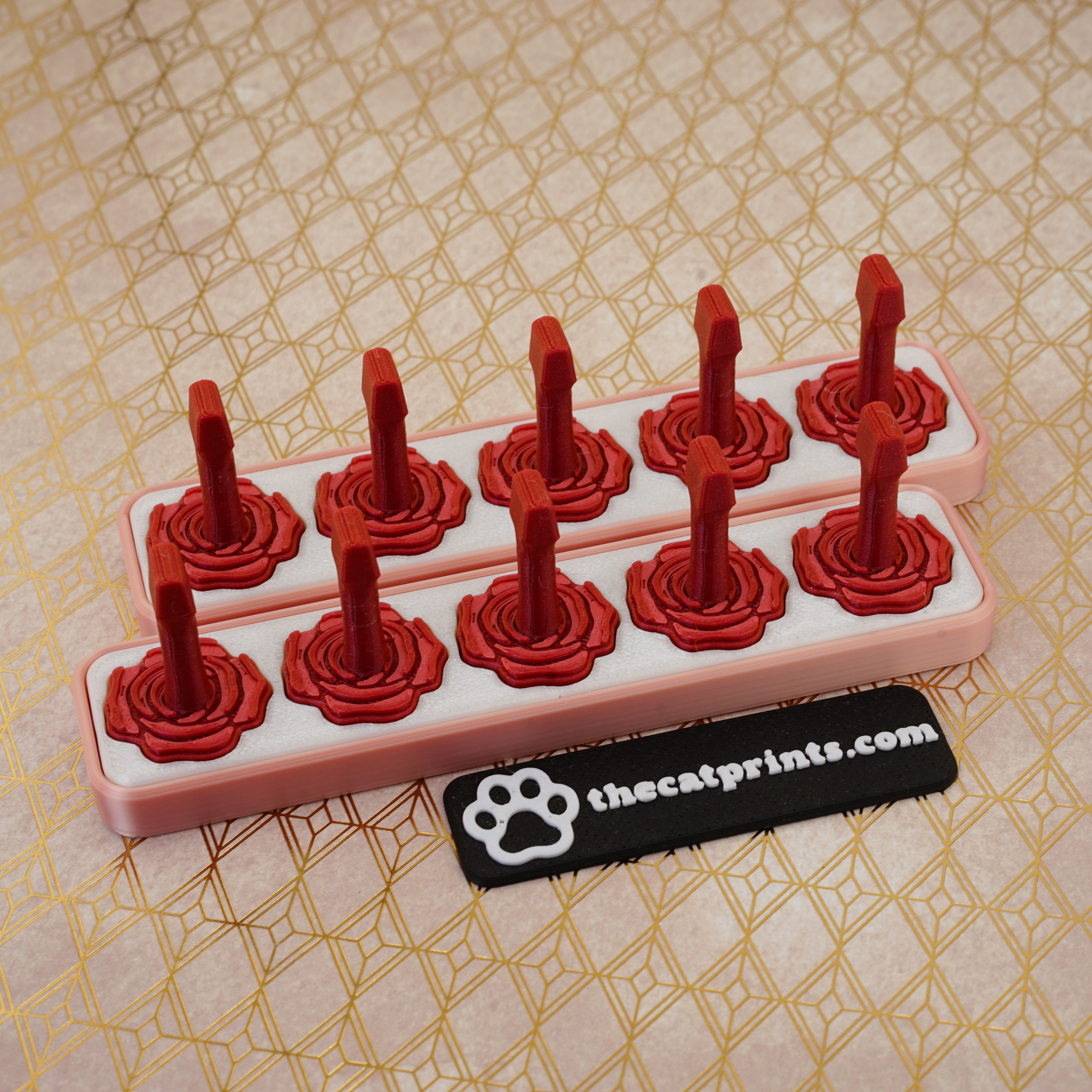 Roses magnetic stands for press-on nails!