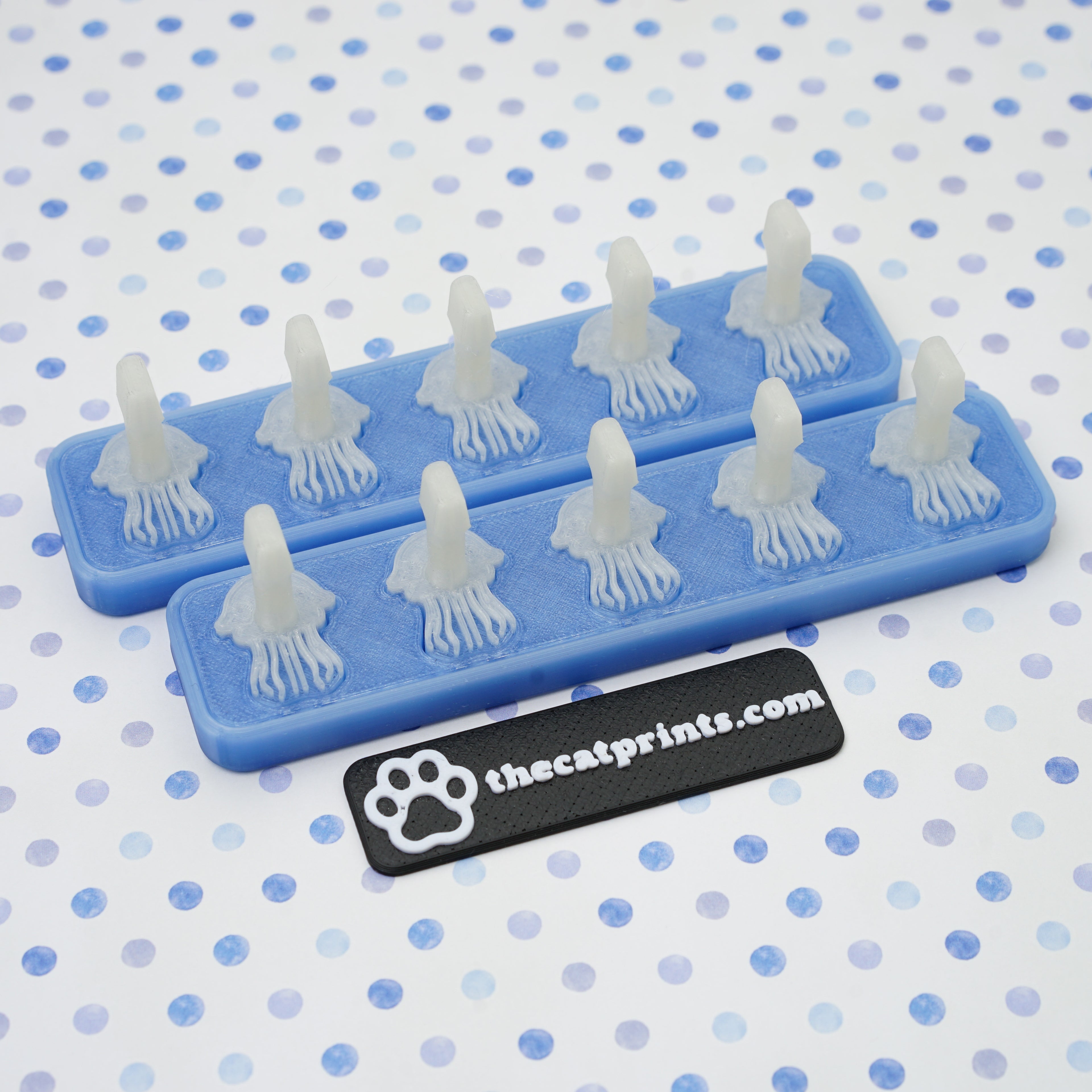 Jellyfishes magnetic stands for press-on nails!