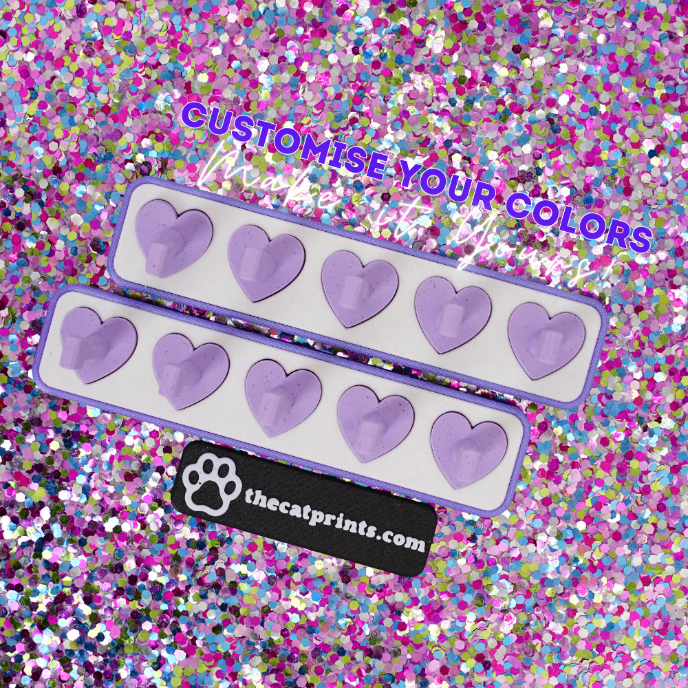 Hearts magnetic stands for press-on nails!