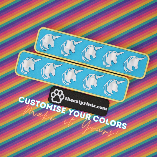 Unicorns magnetic stands for press-on nails!